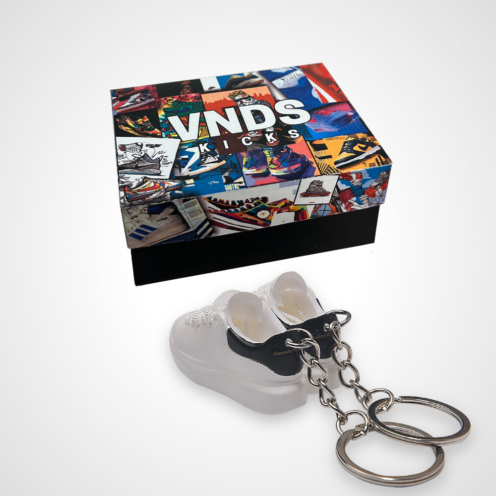 Alexander "Black" - Sneakers 3D Keychain