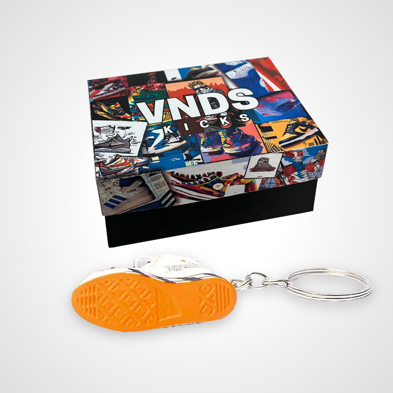 Off-White Converse "Chuck Taylor" - Sneakers 3D Keychain