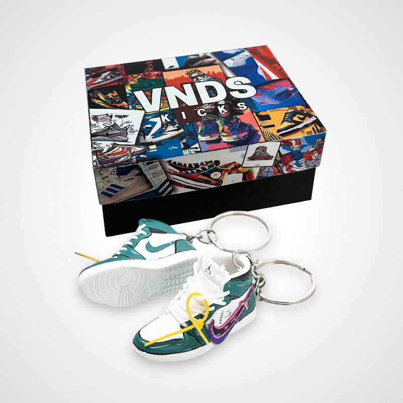 AJ 1 Off-White x "Zoro" One Piece Cartoon - Sneakers 3D Keychain