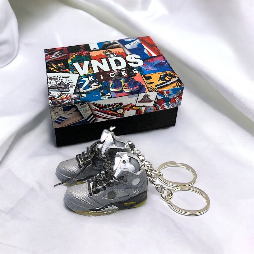 AJ 5 Retro Off-White Black - Sneakers 3D Keychain