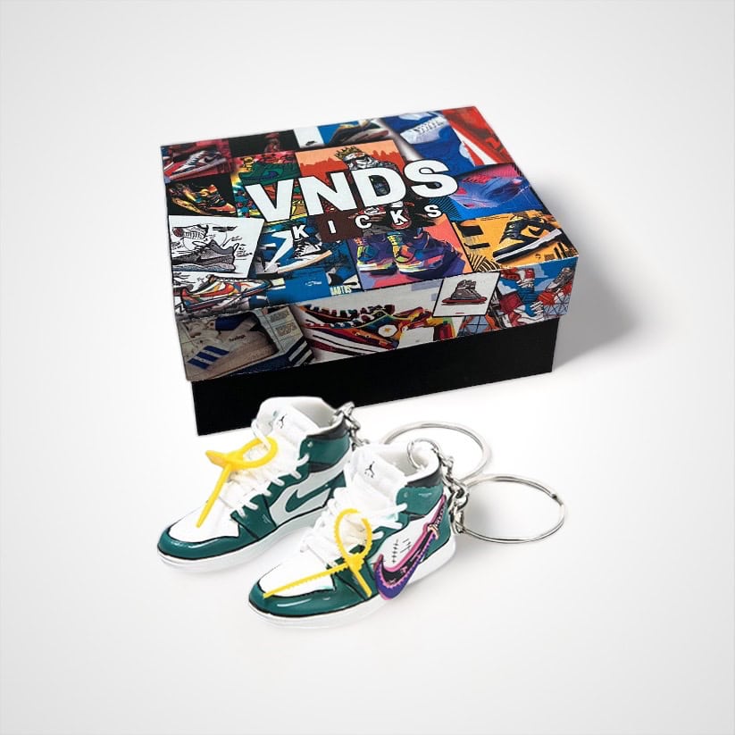 AJ 1 Off-White x "Zoro" One Piece Cartoon - Sneakers 3D Keychain