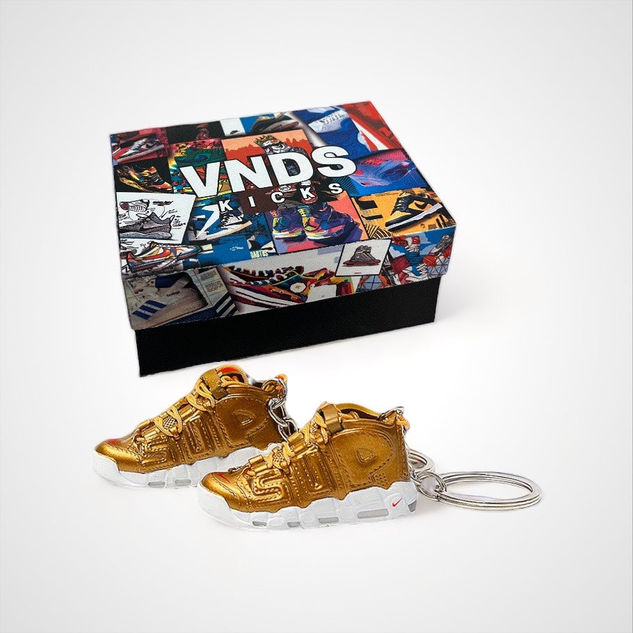 Supreme x "Uptempo" Gold - Sneakers 3D Keychain