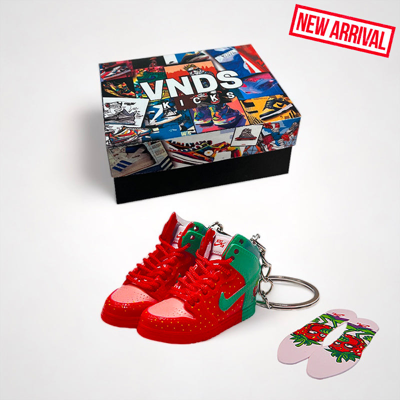 SB Dunk High "Strawberry" - Sneakers 3D Keychain