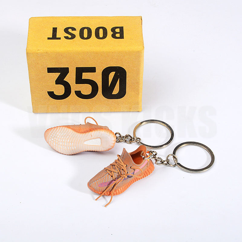 Yeezy 350 Boost V2 "Clay"  - Sneakers 3D Keychain