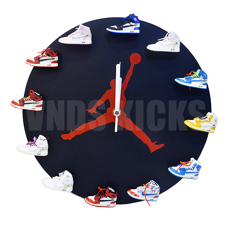 Sneakers Clock with 12 AJ Mini Sneakers
