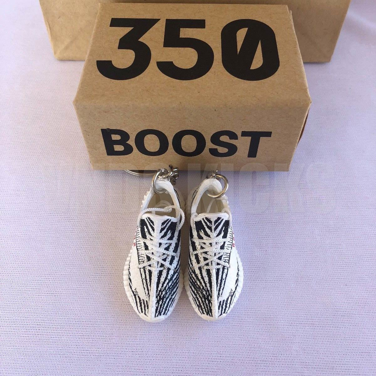 Yeezy 350 Boost "Zebra"  - Sneakers 3D Keychain
